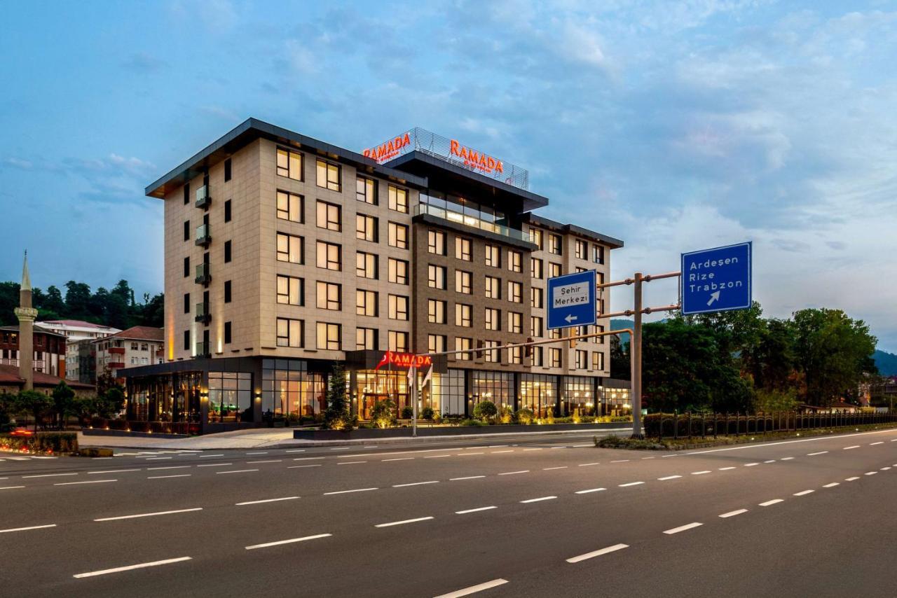 Ramada By Wyndham Rize Findikli Hotell Exteriör bild
